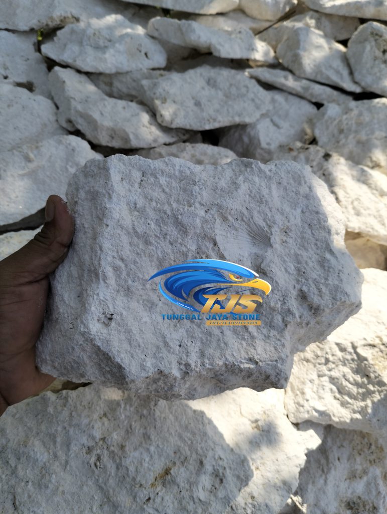 batu alam tempel lime stone hiasan dinding rumah abadi trend tahun ini