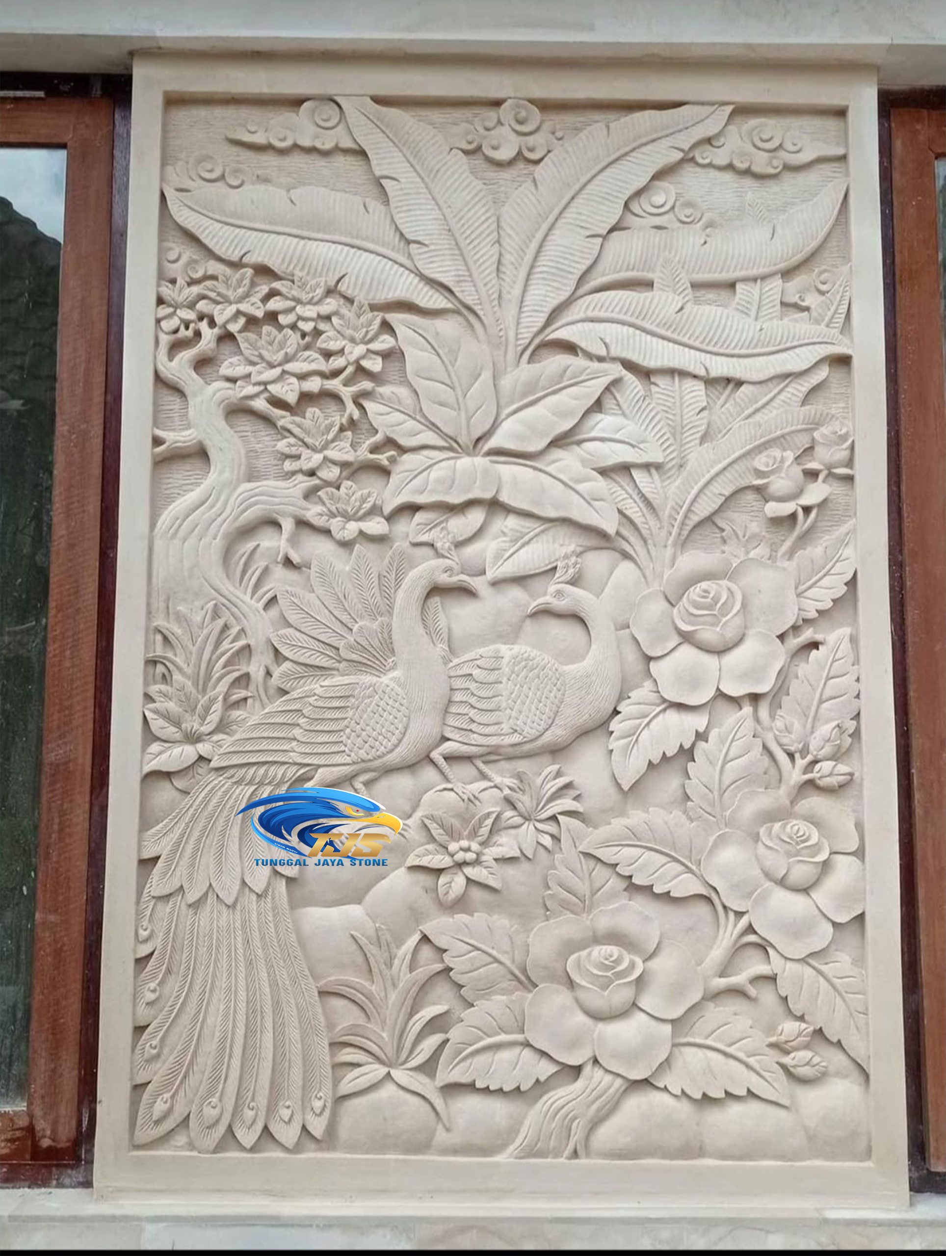 hiasan dinding ornamen batu alam